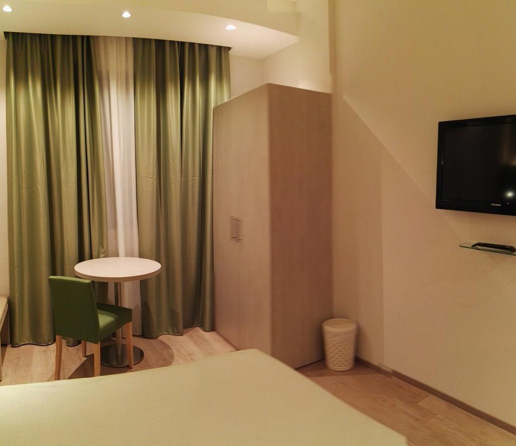 Hotel Alexander Cesena Dış mekan fotoğraf