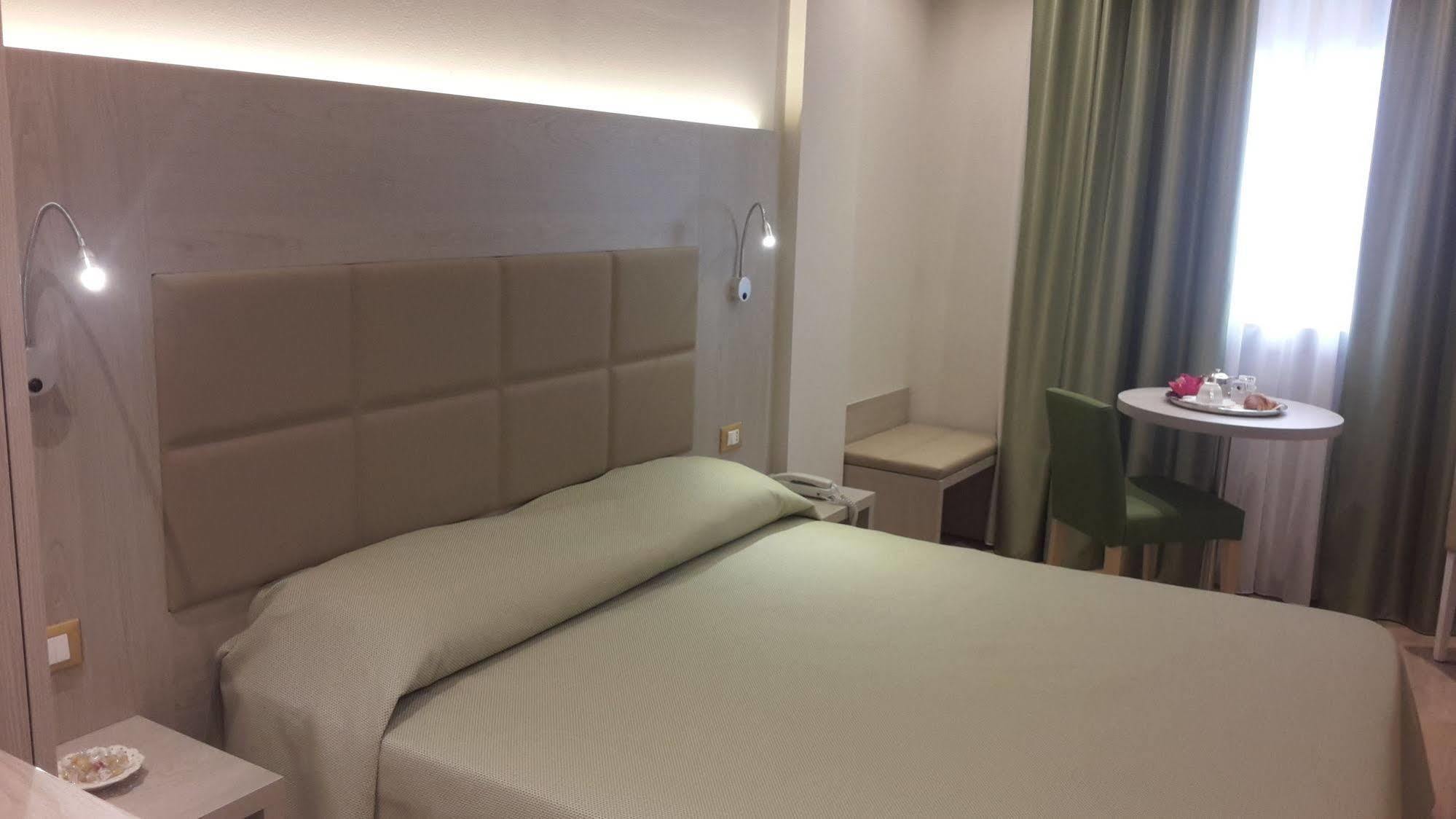 Hotel Alexander Cesena Dış mekan fotoğraf